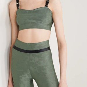 Heroine Sport Sage Camo Rhythm Leggings & Suspend Bra Set - Size S